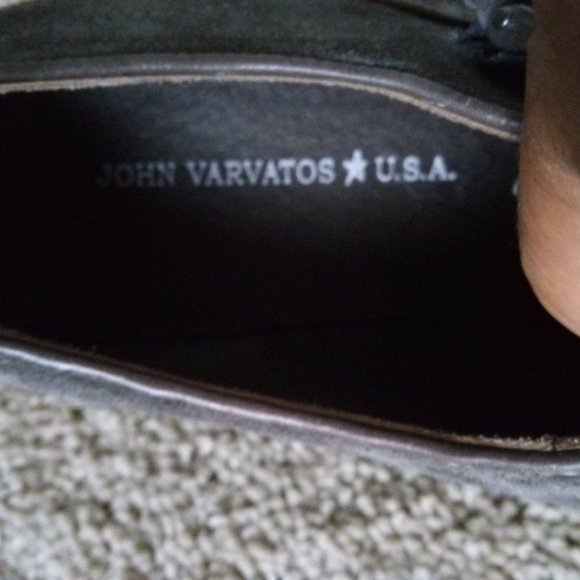 Shoes - Picture 5 of 6